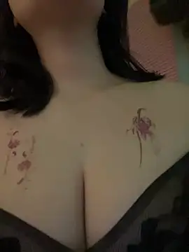 Sembang XXX Secara Langsung Yolanda9