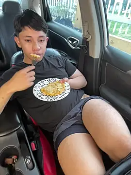 Webkamerová show Noah-ledom