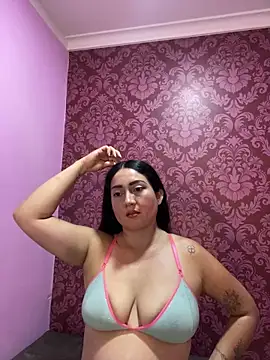 Sembang XXX Secara Langsung juliana_diaz