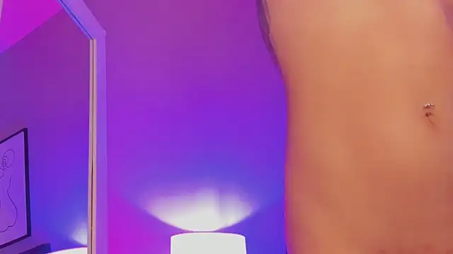 Chat XXX en directo de QueenRose___