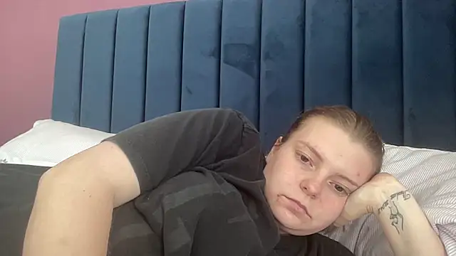 Ellarose-xo – webcam-show