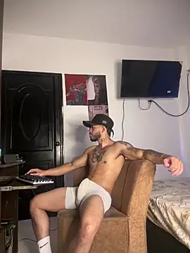 Czat XXX na żywo – Kenny_romano