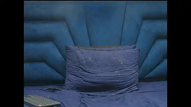 Angell_cooper's Live XXX Chat