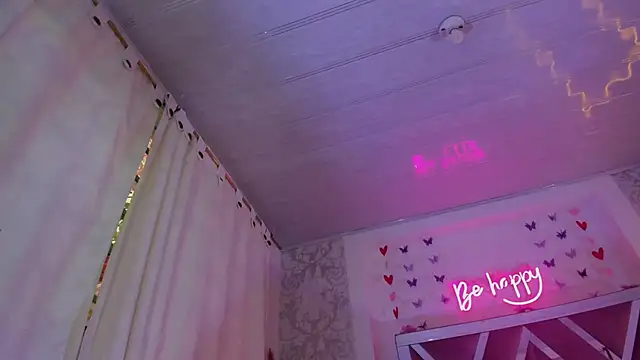 SABRIINA_TAY's Live XXX Chat