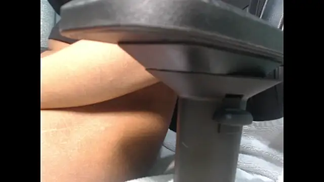 CuteRhea69's Live XXX Chat