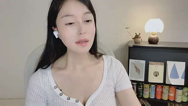 Onechestnut 现场XXX聊天