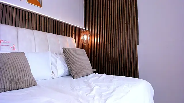 LisaLain 现场XXX聊天