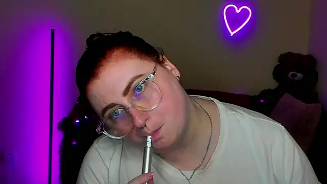 Chat XXX en directo de Alicia_love00