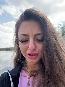 AnnastasiaJune 라이브 XXX 채팅