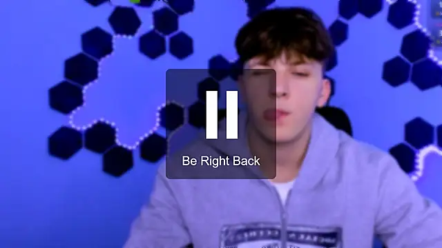 travis_wolf_ Chat XXX in diretta