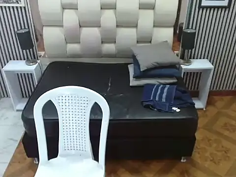 Czat XXX na żywo – Alex_Wolft