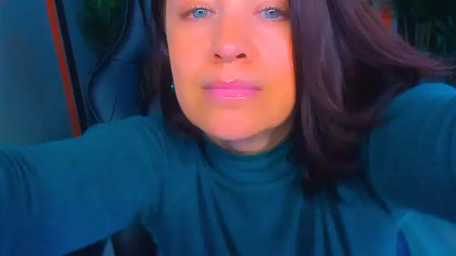 Chat +18 de AnaMills ao vivo