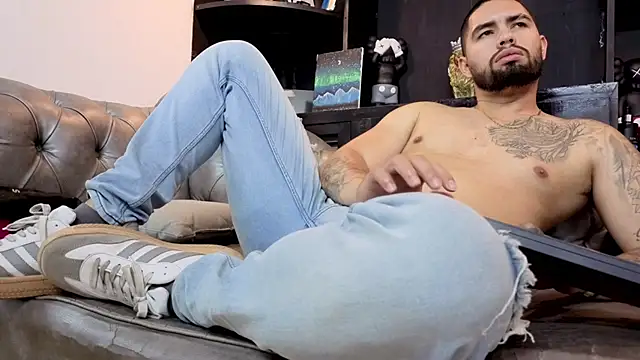 matteosantos – webcam-show