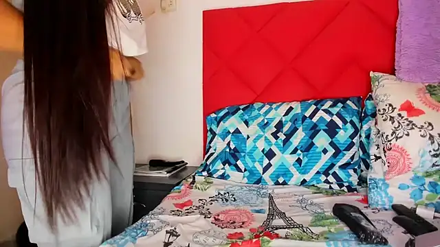 Chat +18 de Alexxa_Rodriguez ao vivo