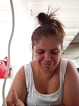 Zafiro_MD: διαδικτυακό σόου στην κάμερα