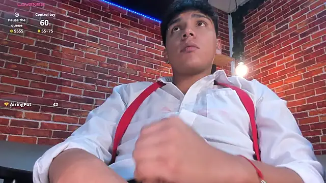 Show de Thiago_Kozak na webcam