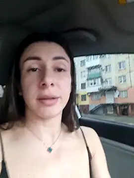 Show modela GroaningJute na web-kameri