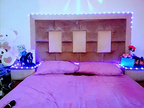 indiantopaz694u élő XXX-chatje