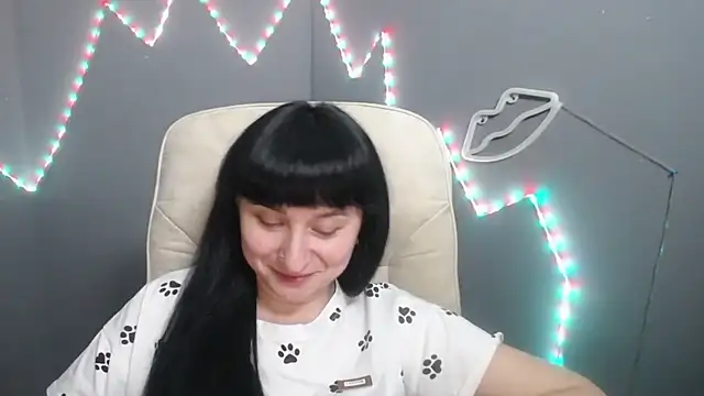 NinaFlawlees' Webcam Show