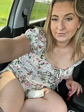 RebeccaSquirtsXXX – webcam-show