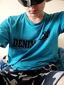 Вебкам-шоу Milo_100