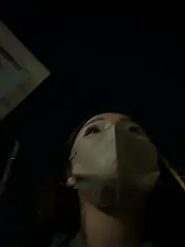 Linh_2004のライブXXXチャット