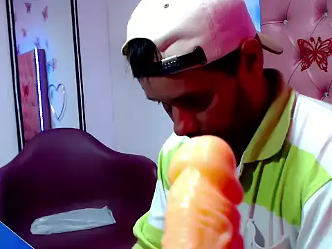 THIAGO_PLEASURE – webcam-show