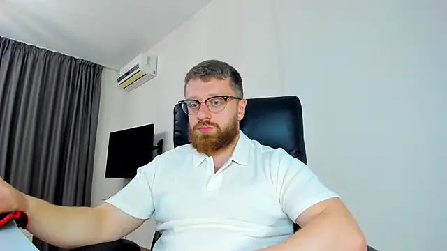 Webkamerová show Findom_guy