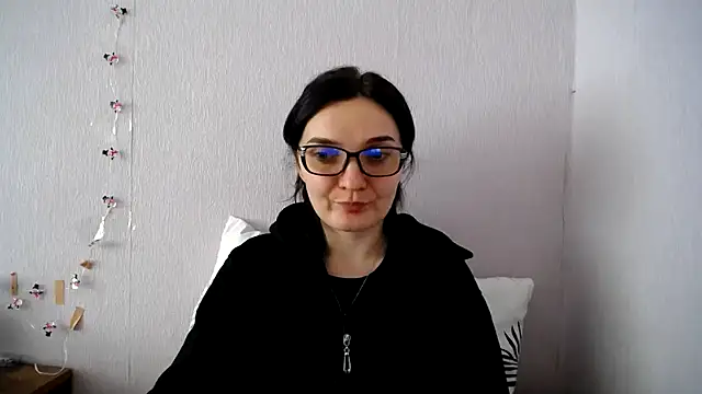 Shiny_gine Chat XXX in diretta