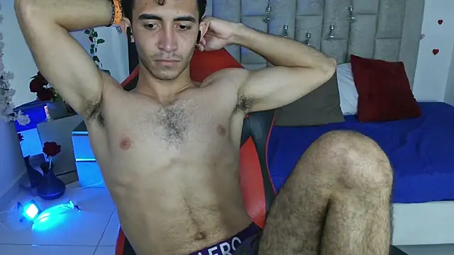 Caius_fox Adlı Modelin Web Kamerası Şovu