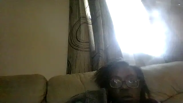 AcademicHuman67 Show in webcam