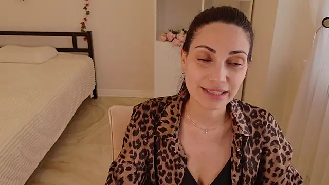 LovelyBeatrice live XXX chat