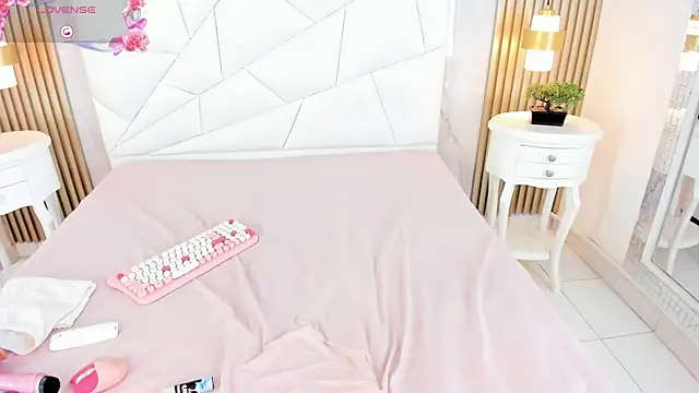 annigarcya: онлайн-секс-чат