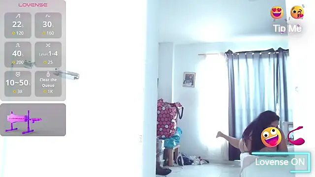 Chat XXX ao vivo de katysquirtdirty