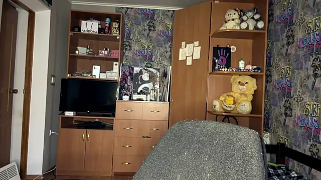 poly_princess – webcam-show