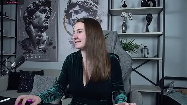 Golden_Dragon Adlı Modelin Canlı XXX Sohbeti