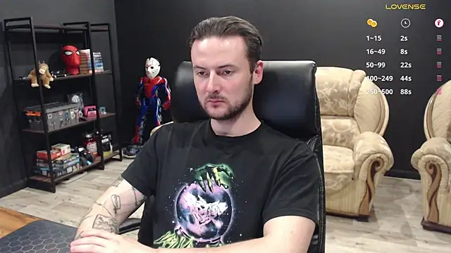 MihasikD élő XXX-chatje