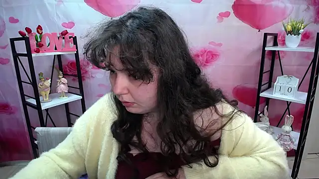 NeonilaLisova – webcam-show