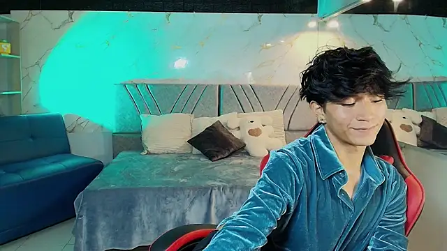 cococumps: διαδικτυακό σόου στην κάμερα