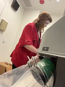 jizzyunit Show in webcam