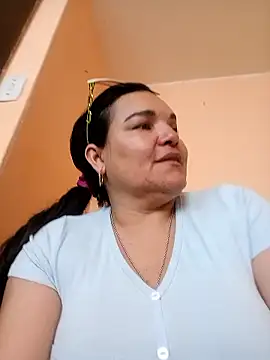 Zuleyka_69's Live XXX Chat