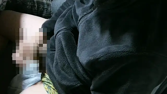 Pokazy przed kamerką – cinnabar_red