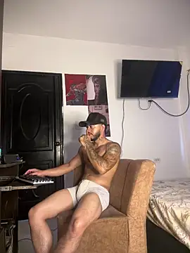 Kenny_romano ওয়েবক্যাম শো