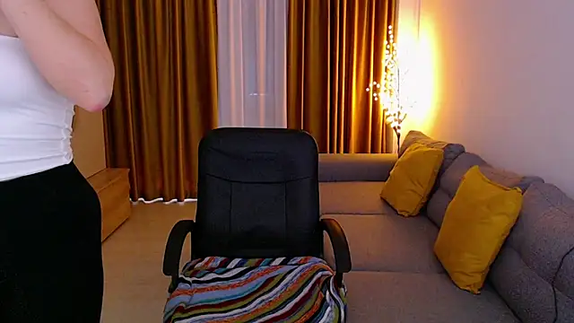 _Mia_Adams Chat XXX live