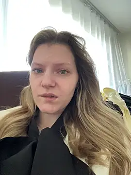 MaryHiggins Chat XXX live