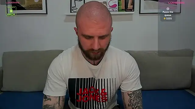 Gerard_Finbar Live XXX-Chat