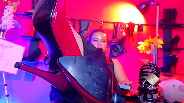 MistressSlut1n Live XXX chat