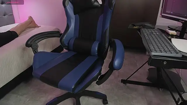 SamBlack_ Adlı Modelin Canlı XXX Sohbeti