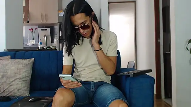 عرض كام Ferotic_SexAddict