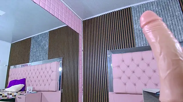 Pertunjukan Kamera Web LUCIANA_FOX_TS